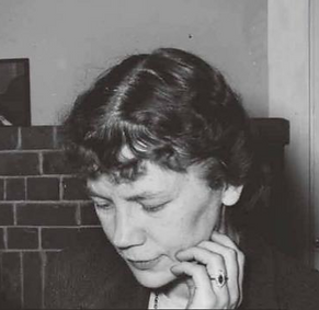 Talma portrait02_edited.png